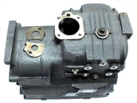 Картер коробки передач с шайбами в сборе (ЯМЗ)