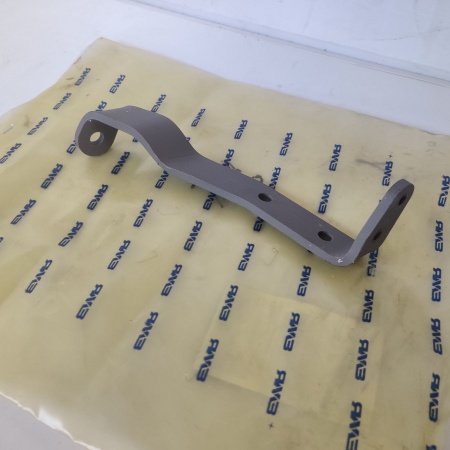 536.1309072-10 Кронштейн крепления кожуха вентилятора правый нижний