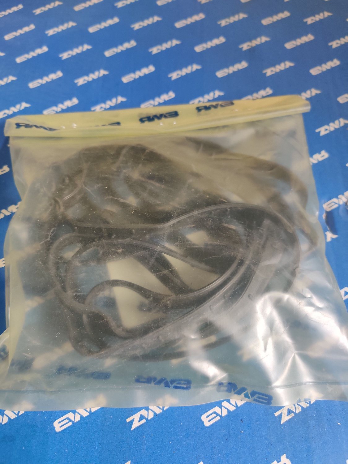 536.1003270 Прокладка крышки головки цилиндров