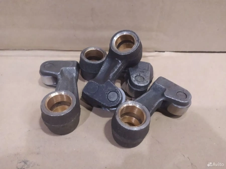 7511.1007180 Толкатель