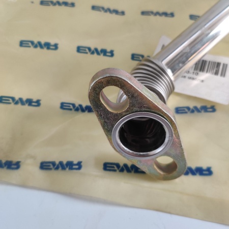 536.1118340-10 Трубка слива масла