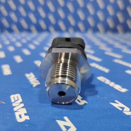 Датчик давления в рампе 0281002937,650.1112552-10