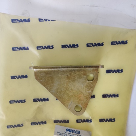 536.3570014-10 Кронштейн клапана