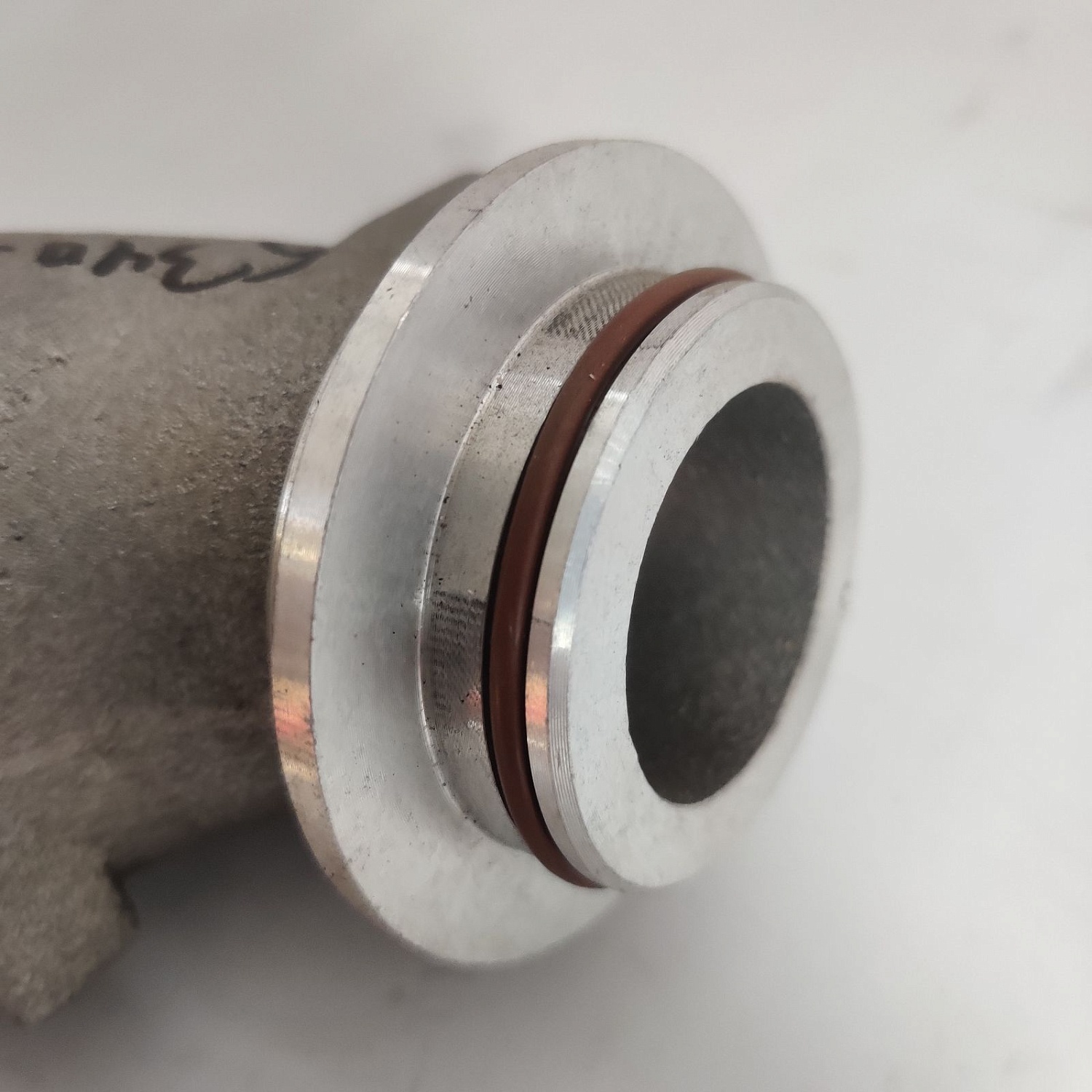 Патрубок отводящий 5340.1115283