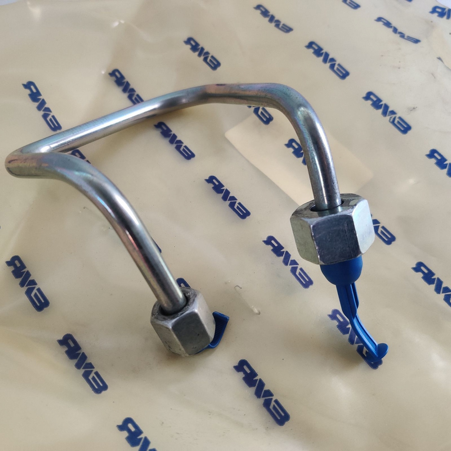 536.1112403-12 Трубка высокого давления третьего цилиндра