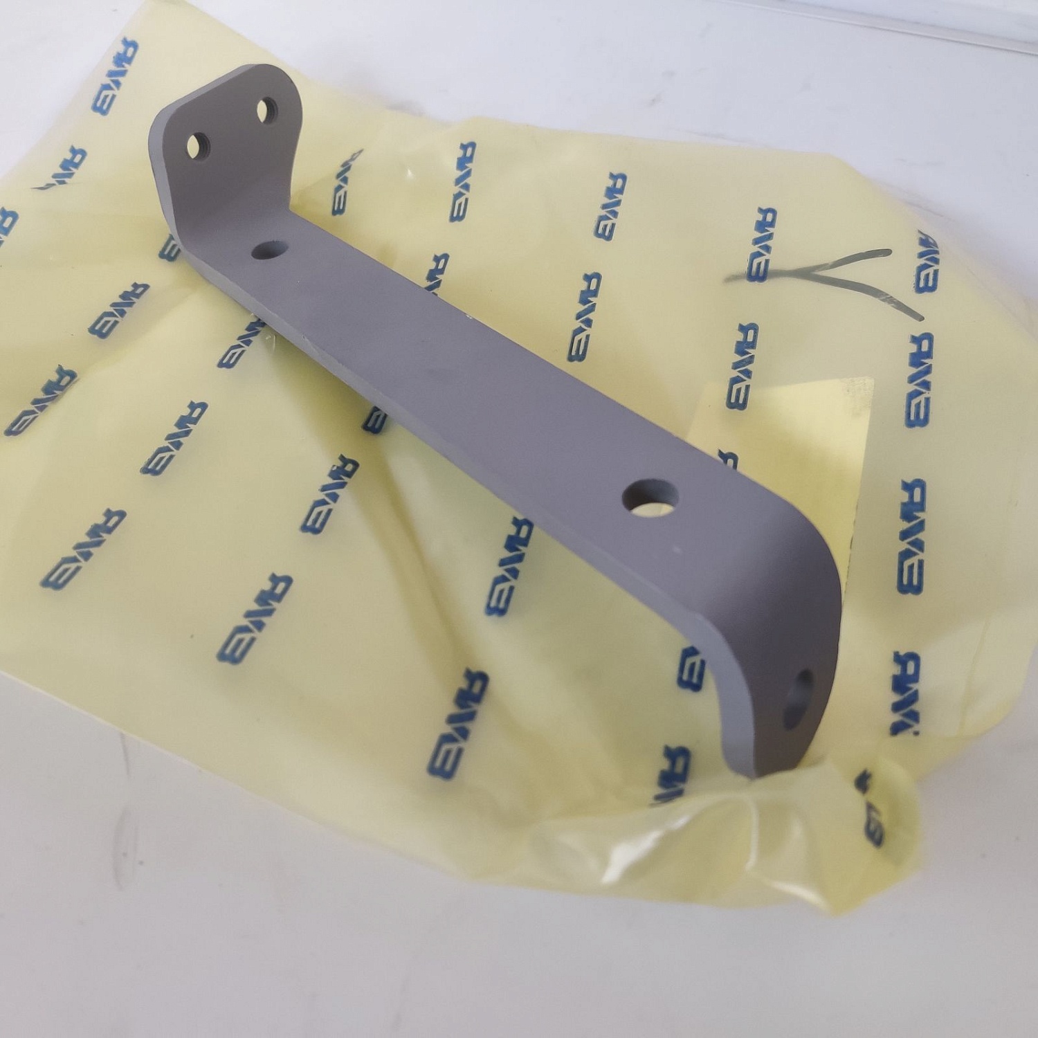 536.1309074-10 Кронштейн крепления кожуха вентилятора левый нижний