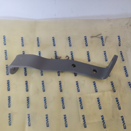 536.1309072-10 Кронштейн крепления кожуха вентилятора правый нижний