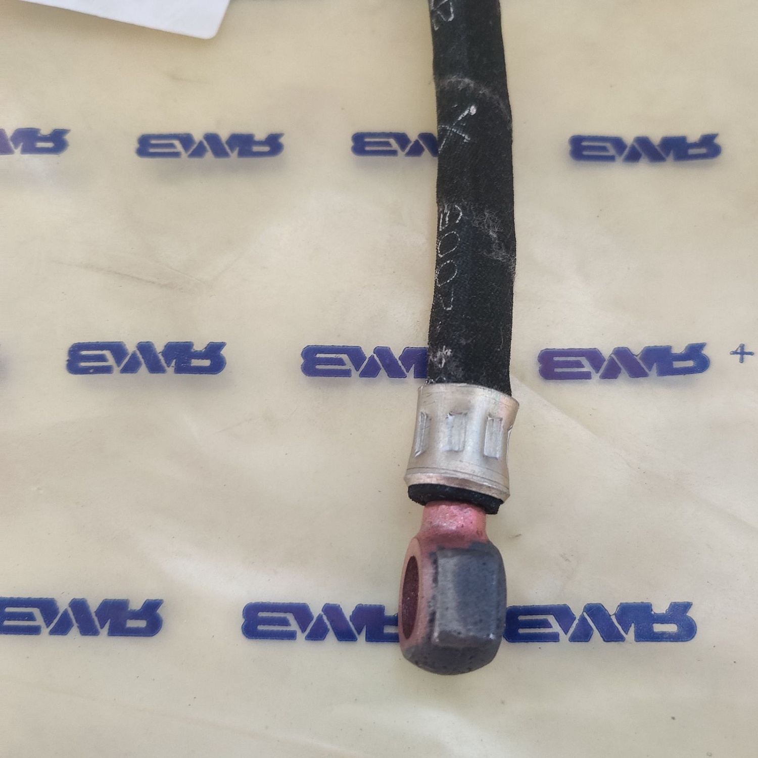 536.3509262 Трубка подвода масла к компрессору пневматического тормоза