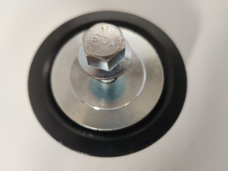 5340.8114120 Ролик промежуточный